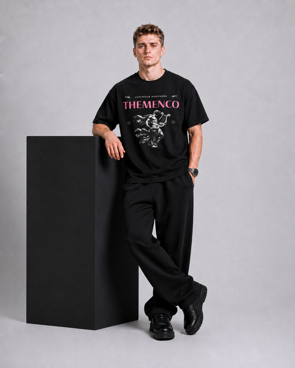THEMENCO Luminous Men's Graphic Black T-Shirt