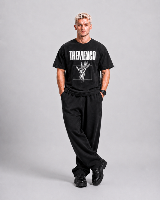 THEMENCO Platinum Hand Men's Graphic Black T-Shirt